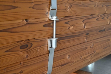AURA 210