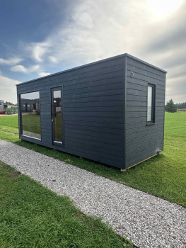 Modern Sauna 2,3 x 5,9 m - mit Badezimmer