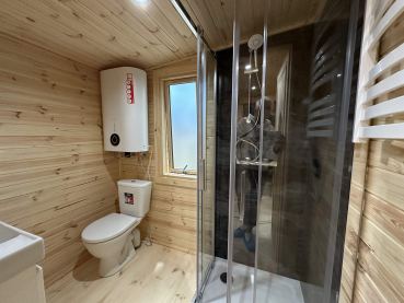 Modern Sauna 2,3 x 5,9 m - mit Badezimmer