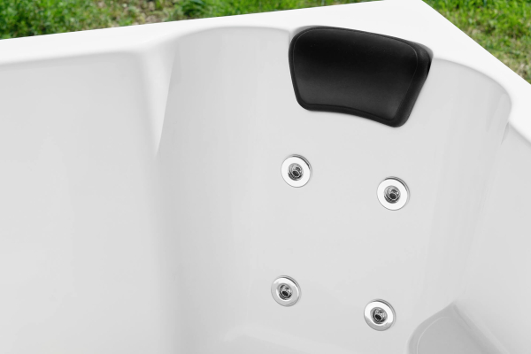 BADEFASS 4-ECK - 1700 - 8 Pers.