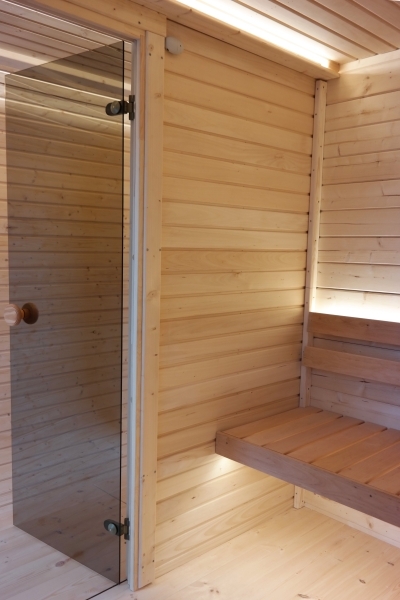 LUNA - OUTDOORSAUNA 3,3 x 2,4 m - mit Vorraum