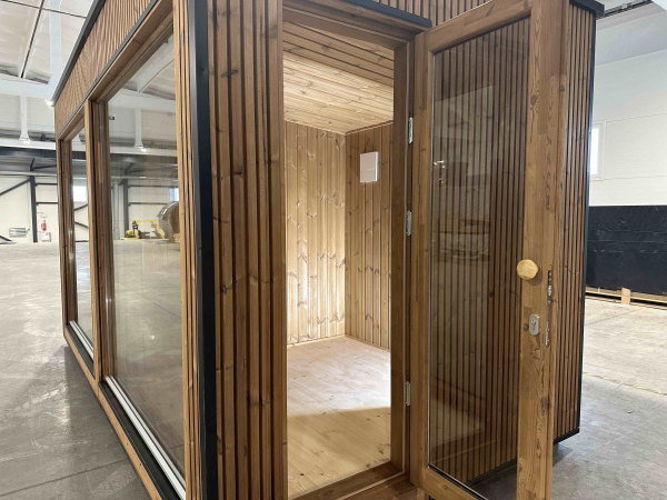 LUXURY-Modern Sauna 2,3 x 4,4 m
