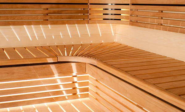 SAUNALICHT   Die Harvia Saunaleuchte und der hölzerne Schirm bilden eine Grundbeleuchtung für die Sauna und sind einfach anzubringen. Das klassische Design der Leuchte und des Schirms passt in jede Sauna.  Gewicht: 0,45 kg Tiefe: 9 cm Breite: 21 cm Höhe: