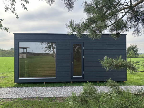 Modern Sauna 2,3 x 5,9 m - mit Badezimmer