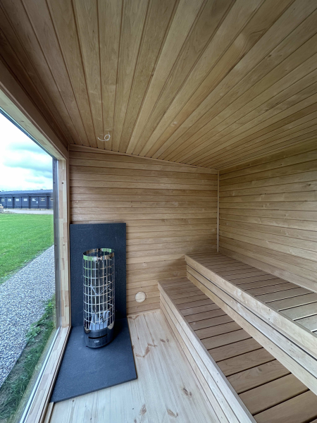 Modern Sauna 2,3 x 5,9 m - mit Badezimmer