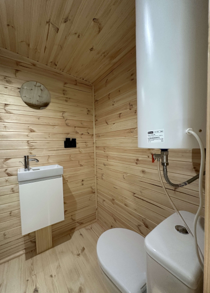 Modern Sauna 2,3 x 5,9 m - mit Badezimmer